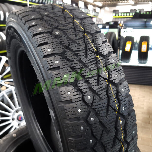 205/65R16C Kumho Winter PorTran CW11 107/105R ar radzēm - Ziemas riepas / Ziemas ar radzēm riepas