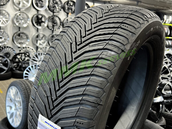 215/45R17 Michelin CrossClimate 2 91Y - Vissezonas riepas / Ziemas riepas