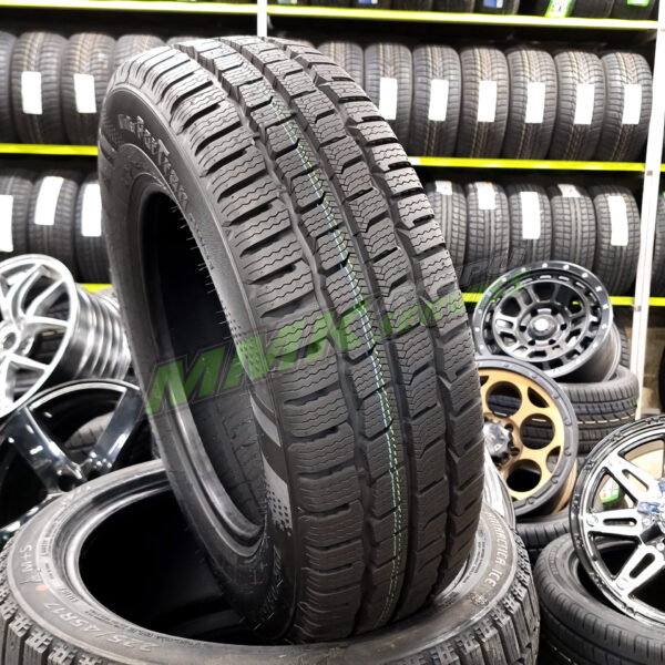 215/65R16C Marshal Winter PorTran CW51 109/107R (Kumho) - Vissezonas riepas / Ziemas riepas