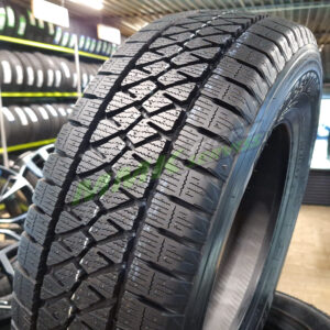 225/65R16C Bridgestone Blizzak W995 112/110R - Vissezonas riepas / Ziemas riepas