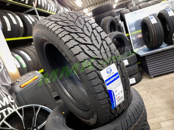 235/65R16C Leao Winter Defender Grip VAN 2 121/119R ar radzēm - Ziemas riepas / Ziemas ar radzēm riepas