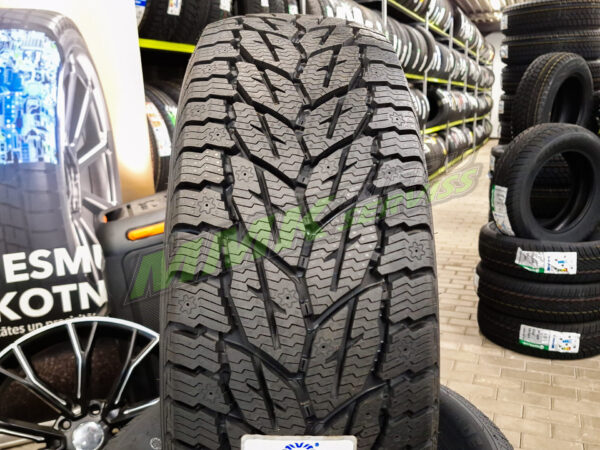 235/65R16C Leao Winter Defender Grip VAN 2 121/119R ar radzēm - Ziemas riepas / Ziemas ar radzēm riepas