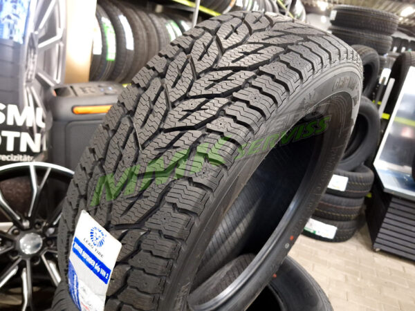 235/65R16C Leao Winter Defender Grip VAN 2 121/119R ar radzēm - Ziemas riepas / Ziemas ar radzēm riepas