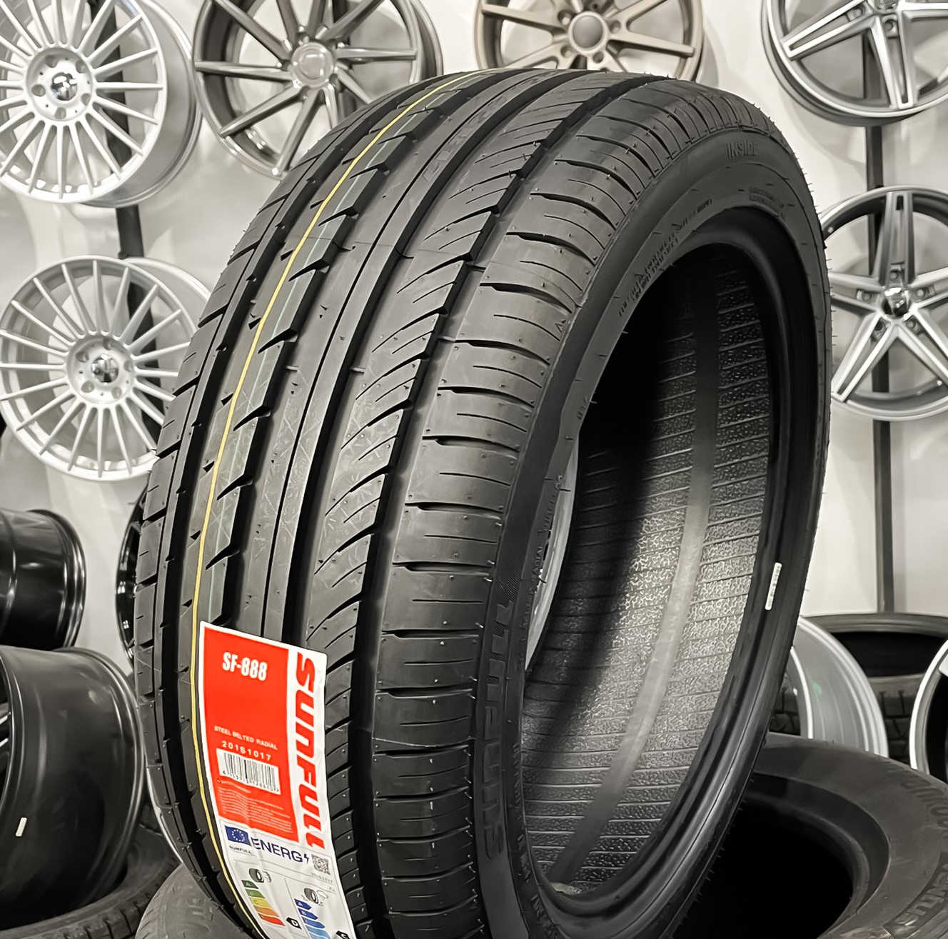 235/45R17 Sunfull SF-888 97W XL