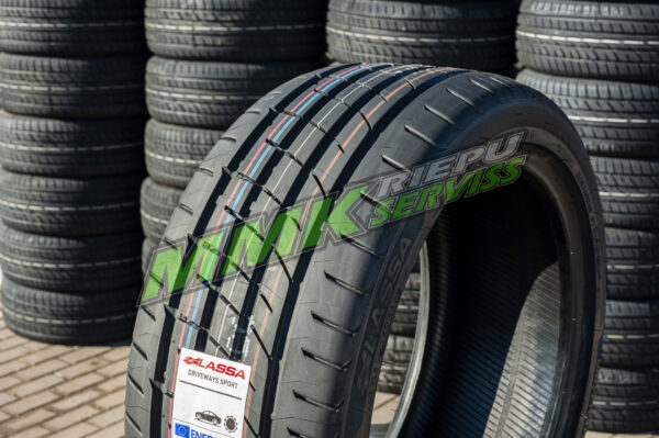 225/45R18 Lassa Driveways Sport 95Y XL (Bridgestone) - Vasaras riepas