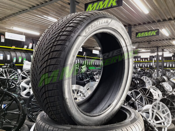 225/50R17 Goodyear UltraGrip Performance 3 94H - Vissezonas riepas / Ziemas riepas