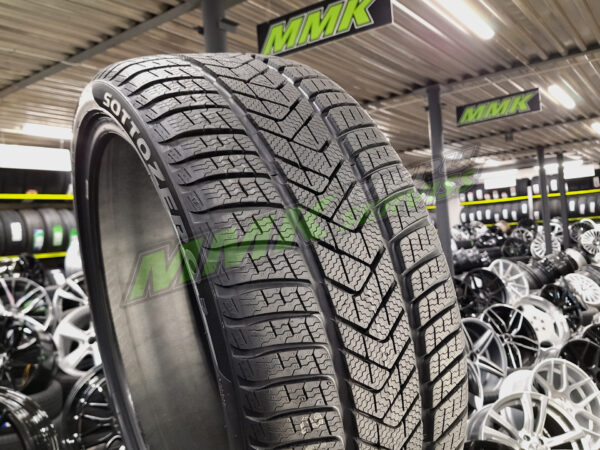 225/50R17 Pirelli Winter Sottozero 3 98H XL (*) RunFlat - Vissezonas riepas / Ziemas riepas