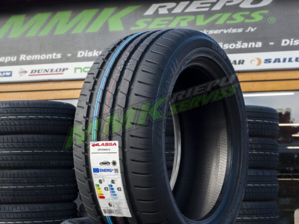 225/55R17 Lassa Driveways 101W XL (Bridgestone) - Vasaras riepas