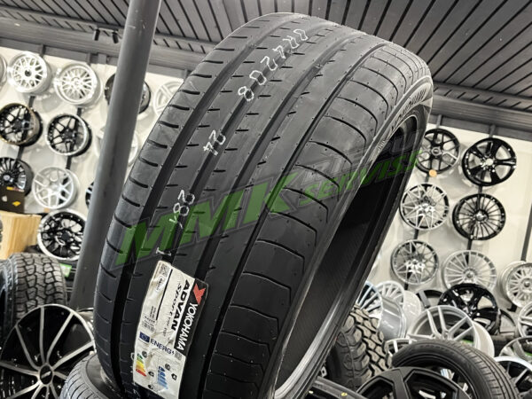 245/35R19 Yokohama ADVAN Sport V105S 93Y XL - Vasaras riepas