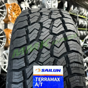 Sailun TERRAMAX A/T - All Terrain riepas / Vasaras riepas / Vissezonas riepas / Ziemas riepas ar lietajiem diskiem fonā MMK Servisā