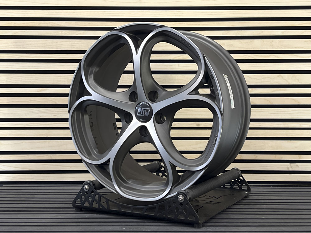 MSW82 R18X8 5X112 ET42 57.1
