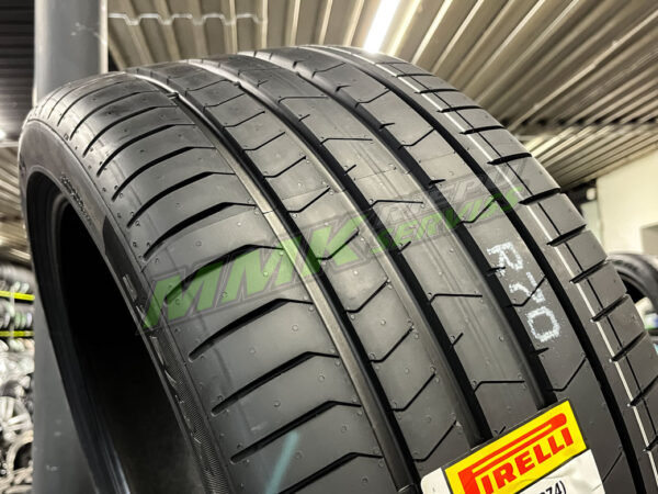 225/40R19 Pirelli P Zero PZ4 Luxury 93Y XL RunFlat (*) - Vasaras riepas