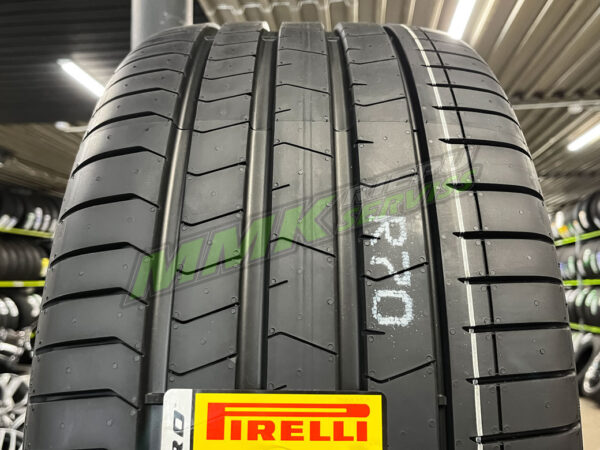 225/40R19 Pirelli P Zero PZ4 Luxury 93Y XL RunFlat (*) - Vasaras riepas