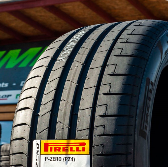 315/40R21 Pirelli P ZERO PZ4 Sport