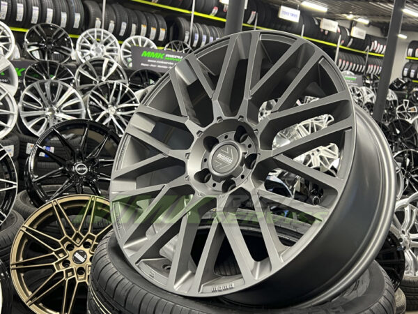 R17X7 5X108 ET 40 72.3 momo revenge anthracite - Aluminija A riepas