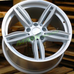 R18x8 5X120 ET 30 72.6 E493 (BK756) SI (Silver) BMW - Aluminija A riepas