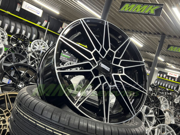 R18X8 5X120 ET 34 72.6 FONDMETAL THOE GLOSSY BLACK MACHINED - Aluminija A riepas
