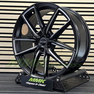 R19x8 5X114.3 ET 40 73.1 HX045 BLHM (Black Half Matt) - Aluminija A riepas