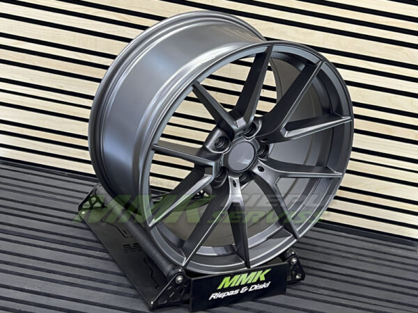 R19X9.5 5X120 ET40 72.6 B1416 B1416 GMHM (Gunmetal MAT) - Aluminija A riepas