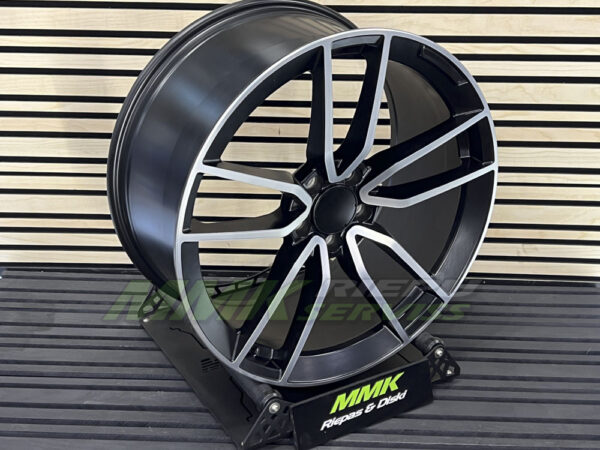 R20x8.5 5X112 ET 43 66.6 B5610 (IN5443) BLHMPL (Black Half Matt+Polished Lip) - Aluminija A riepas