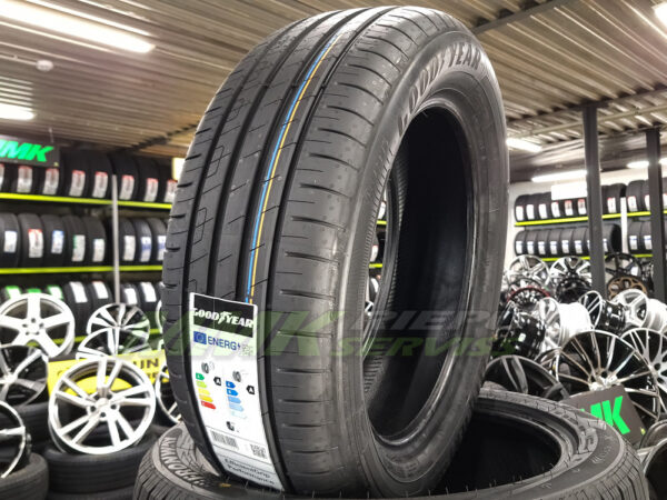 195/50R15 Goodyear EfficientGrip Performance 82V DOT17 - Vasaras riepas