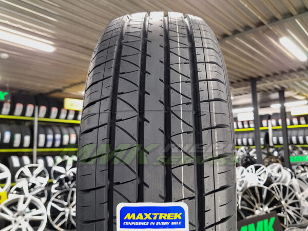 215/65R16C Maxtrek SU-830 109/107S 8PR - Vasaras riepas