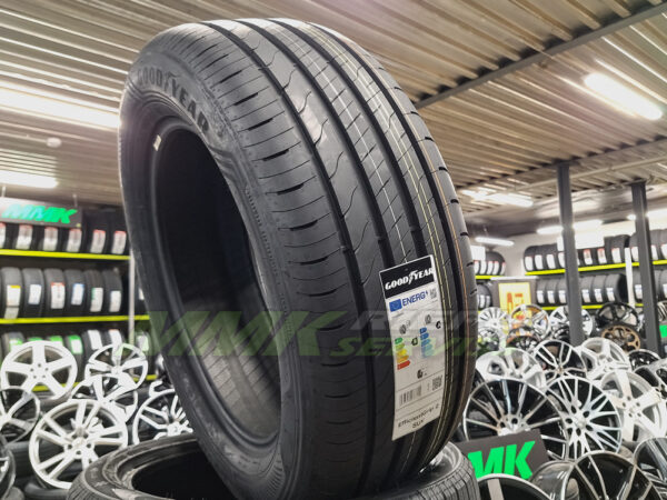 235/65R17 Goodyear EfficientGrip 2 SUV 108V XL - Vasaras riepas