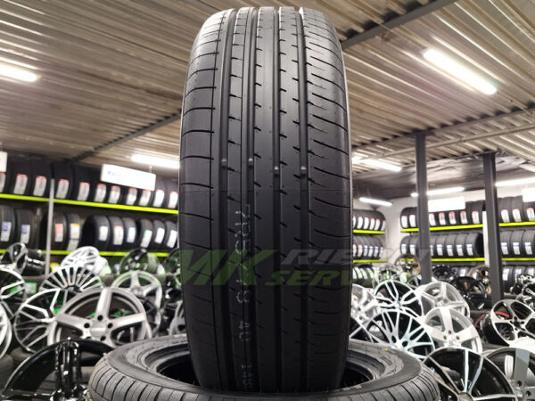 235/65R17 Yokohama BluEarth-XT AE61 108V XL - Vasaras riepas