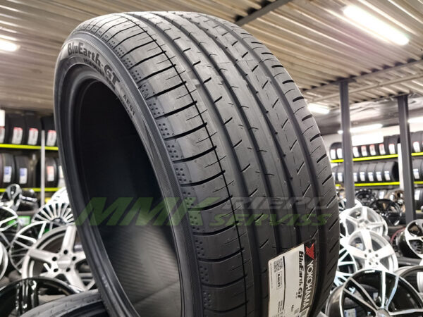 255/45R18 Yokohama BluEarth-GT AE51 99W - Vasaras riepas