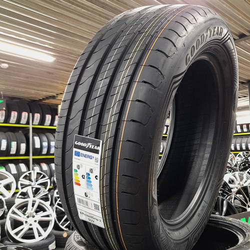 225/60R17 Goodyear EfficientGrip 2 SUV 99H