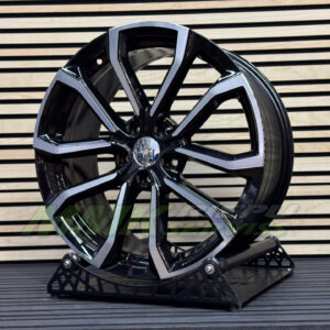R18X8 5X108 ET49 67.1 V515 (FE133/V515) Black Polished (MB) VOLVO - Aluminija A riepas