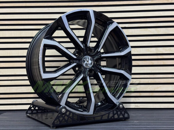 R18X8 5X108 ET49 67.1 V515 (FE133/V515) Black Polished (MB) VOLVO - Aluminija A riepas