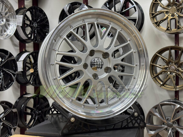 R19X8.5 5X120 ET20 74.1 BK848 Silver+Polished Lip (SP) - Aluminija A riepas