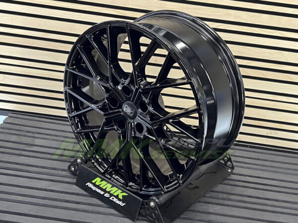 R19X8 5X120 ET 29 72.6 MSW 74 BLACK GLOSS - Aluminija A riepas