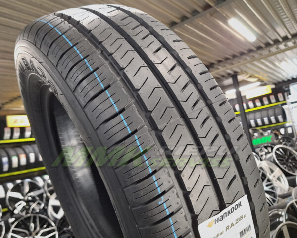 215/65R16C Hankook Radial RA28E 106/104T - Vasaras riepas