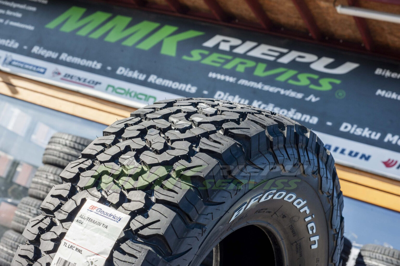 245/70R17 BFGoodrich All-Terrain T/A KO2 119/116S DOT • MMK Riepas
