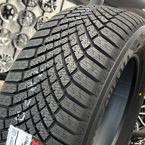185/65R15 Yokohama BluEarth*Winter V906 88T