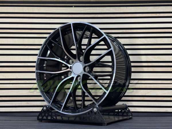 R18X8 5X120 ET34 72.6 BK796 (IN0216) Black Polished (MB) BMW - Aluminija A riepas