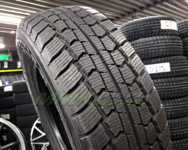 215/65R16C Zeta Antarctica 8 109/107T 8PR - Vissezonas riepas / Ziemas riepas