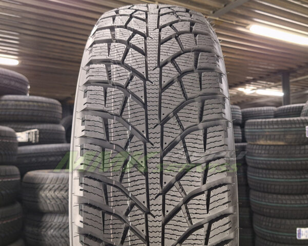 225/40R18 Maxtrek Trek M8 92T (Antares) - Vissezonas riepas / Ziemas riepas