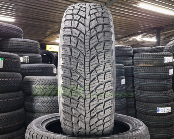 225/40R18 Maxtrek Trek M8 92T (Antares) - Vissezonas riepas / Ziemas riepas