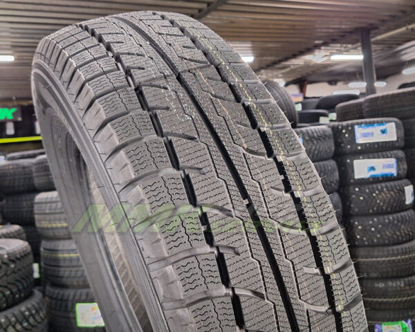 175/70R13 Austone SKADI SP-902 86T XL - Vissezonas riepas / Ziemas riepas