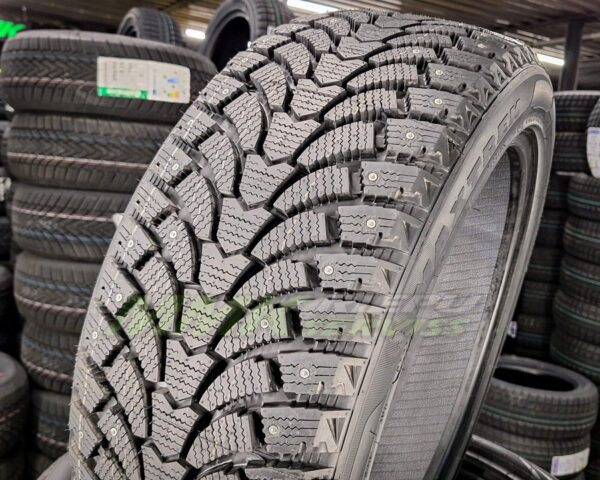 225/55R18 Maxtrek Trek M900 ice 98T ar radzēm - Ziemas riepas / Ziemas ar radzēm riepas