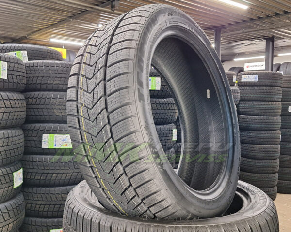 235/45R19 Tracmax X-Privilo S330 99V XL - Vissezonas riepas / Ziemas riepas