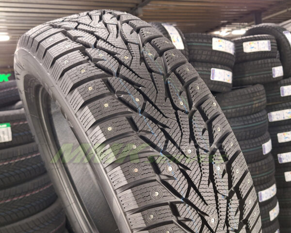 235/60R18 Zmax Winternova Stud 3 103T ar radzēm - Ziemas riepas / Ziemas ar radzēm riepas