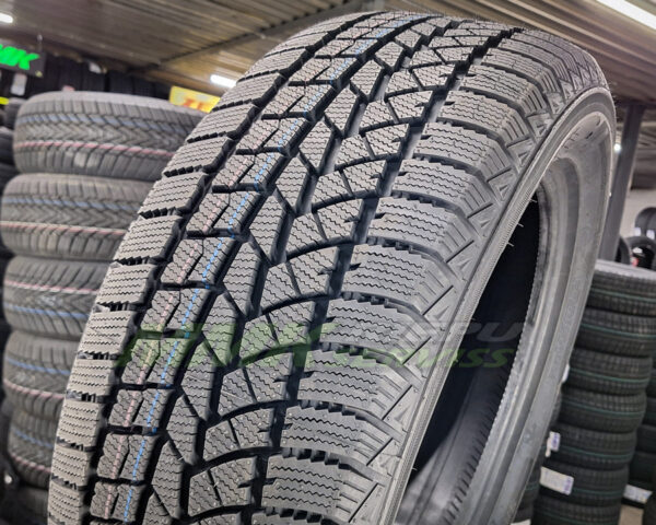 235/65R17 Autogreen Snow Chaser AW02 108T XL - Vissezonas riepas / Ziemas riepas