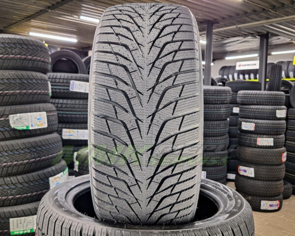 Hankook Winter i*cept IZ3 W636 - skandināvijas tipa ziemas riepu modelis MMK Riepas