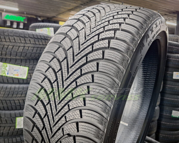 215/60R17 Maxxis Premitra Snow WP6 SUV 100H XL - Vissezonas riepas / Ziemas riepas