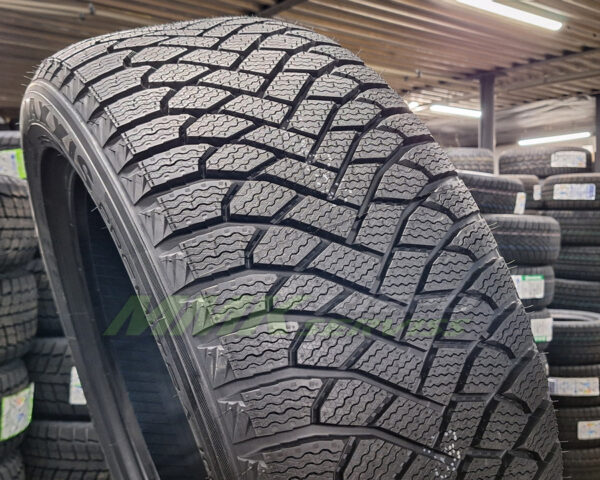 225/45R19 Maxxis Premitra Ice 5 SP5 96T - Vissezonas riepas / Ziemas riepas