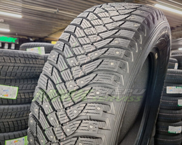 225/55R17 Goodyear UltraGrip Arctic 2 101T XL ar radzēm - Ziemas riepas / Ziemas ar radzēm riepas